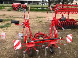 FARMTECH T-OD 554 C TRAILING ROTARY TEDDER (6.9M) - picture2' - Click to enlarge
