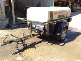 2006 Ingersoll Rand 7/41  Portable diesel air compressor 140 cfm on road tow trailer with lights - picture0' - Click to enlarge
