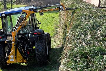 Mcconnel   Swingtrim 350