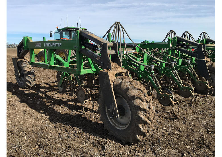caption 12m Landmaster Parallelogram Planter - Australian Made!