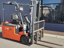 Heli 1800kg Battery Electric Forklift with 4350mm Three Stage Mast - picture0' - Click to enlarge