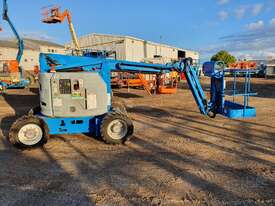 34ft diesel knuckle boom Genie - picture0' - Click to enlarge