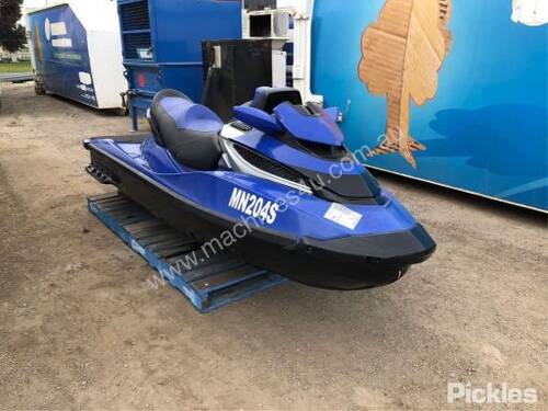 Waverunner XLT 1200