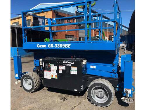 33ft Bi-energy scissor lift 