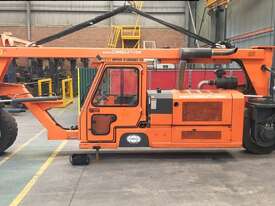 Combilift Toplift Straddle Carrier - picture0' - Click to enlarge