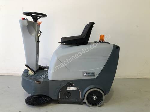 Nilfisk SR1000B Rider Sweeper 