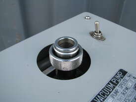 Vacuum Pump 100L/Min - Hitachi 4VPCG2  - picture2' - Click to enlarge