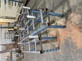 Semi -Automatic  Swivel Head Metal Bandsaw - picture1' - Click to enlarge
