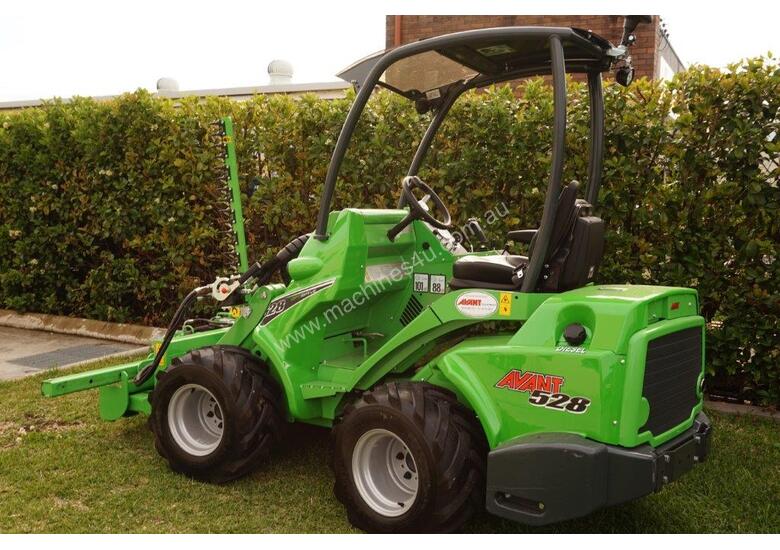 New 2021 avant 528 Articulated Mini Loaders in , Listed on Machines4u