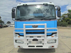 UD GW400 Primemover Truck - picture0' - Click to enlarge
