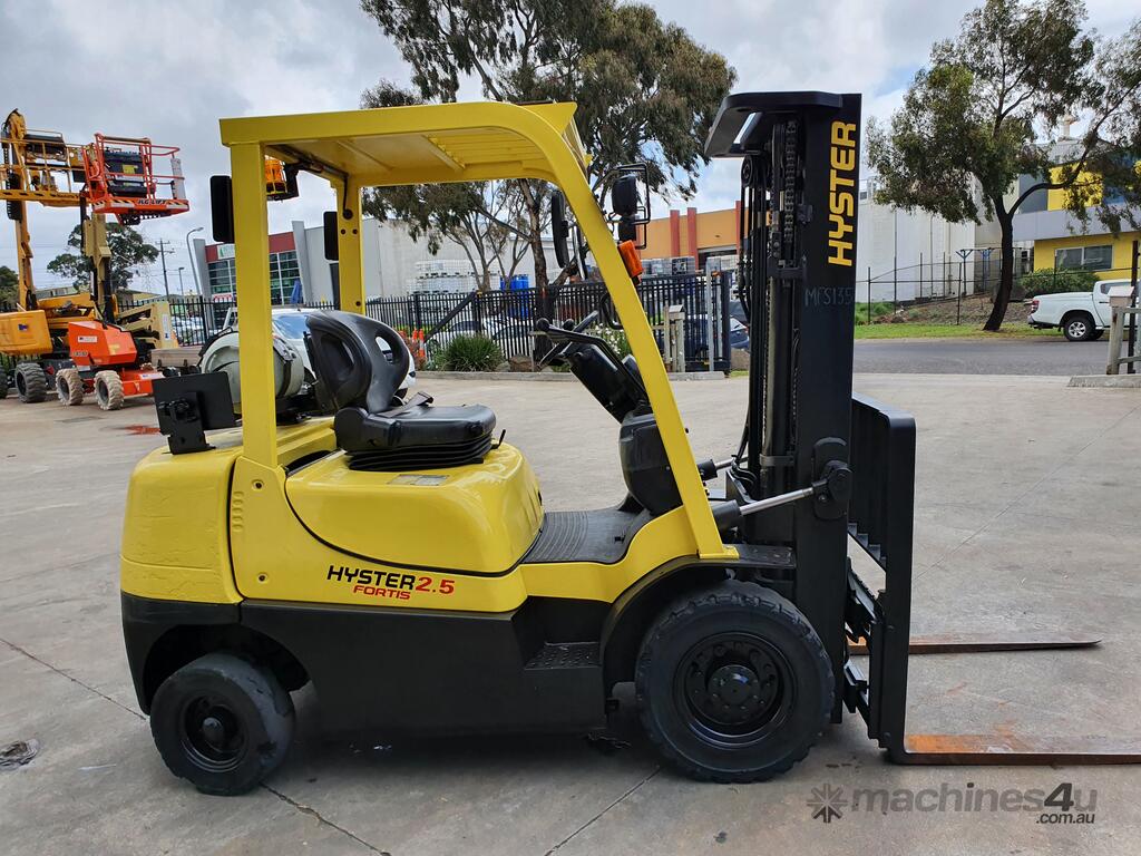 Used 2010 hyster H2 5TX Counterbalance Forklifts in LAVERTON NORTH, VIC