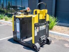 5.0T Battery Electric Tow Tug - picture0' - Click to enlarge