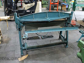 John Heine 48B Treadle Guillotine - picture1' - Click to enlarge