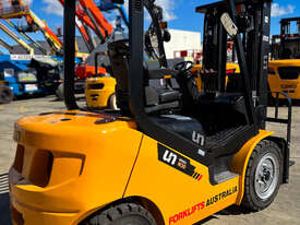 UN Forklift 3T Diesel: Forklifts Australia - the Industry Leader! - picture0' - Click to enlarge