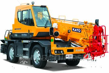 Kato CR-130Rf Crane with 4 Wheel Steer