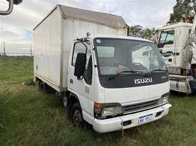 Isuzu NPR 200 - picture0' - Click to enlarge