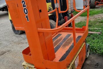 Jlg   1230es ManLift 12ft Jlg   1230es ManLift 12ft