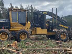 Used 2017 Tigercat 1075 Forwarder - picture0' - Click to enlarge