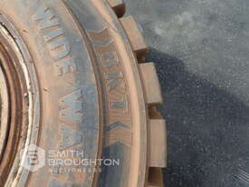 1 X BKT POWER TRAX HD 10.00-20 TYRE & RIM (UNUSED) - picture2' - Click to enlarge