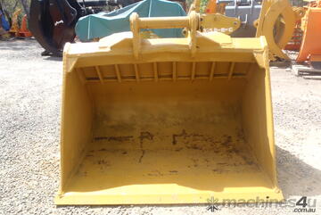 Custom Mud Bucket Rated 30 Ton