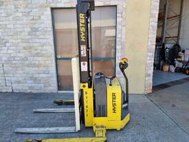 Hyster W25ZA2 1.1T Walkie Stacker  - picture2' - Click to enlarge