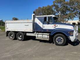 1993 International Sline Tipper - picture1' - Click to enlarge