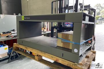 Sesotec C SCAN DLS 1240/1000/400 Metal Detector tunnel style for ferrous and non ferrous