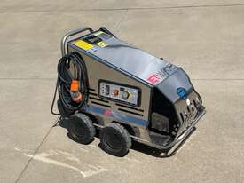 *** IN STOCK *** Hynox 200-15 - Hot Water Electric High Pressure Cleaner - picture0' - Click to enlarge