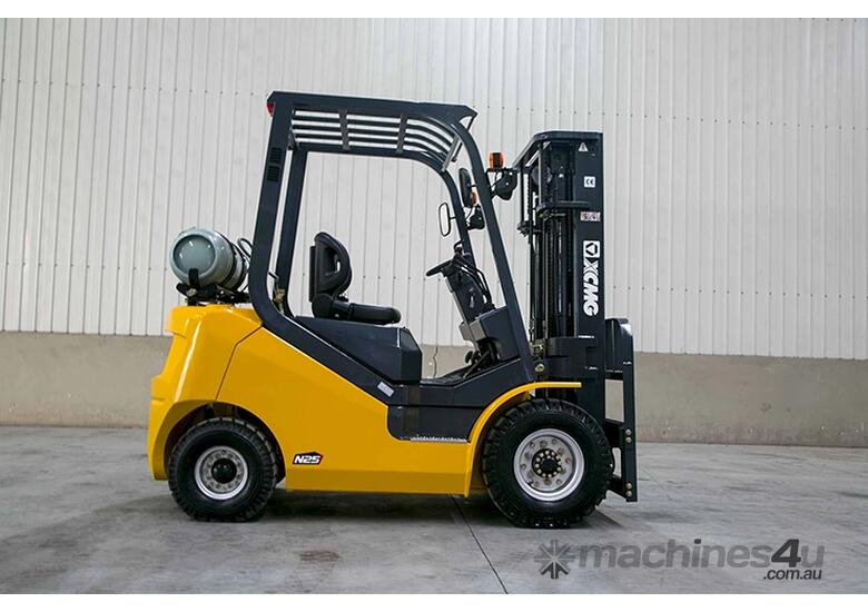 caption XCMG 2.5T Dual Fuel Forklift - With A Nissan K25 engine and 5 Year Warranty Included