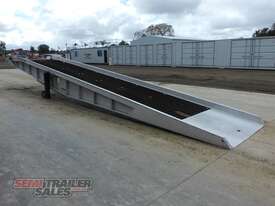 Custom Alloy Forklift Loading Ramp - picture2' - Click to enlarge