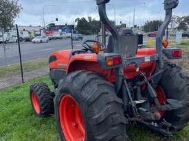 Used Kubota L3240D 4WD Tractor  - picture2' - Click to enlarge