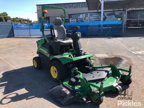 2016 John Deere 1570 Terrain Cut