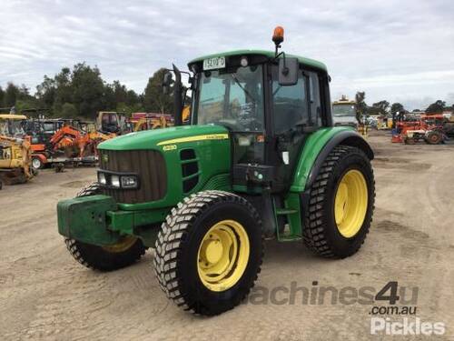 2011 John Deere 6230