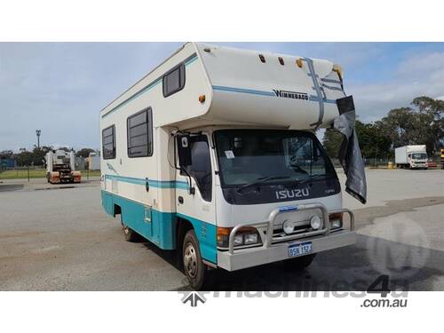 Isuzu NPR250 Winnebago