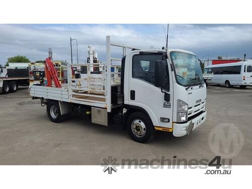 Isuzu NPR275