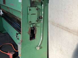 Hydrabend A-40/25/25 Press Brake 40ton x 2500mm - picture1' - Click to enlarge