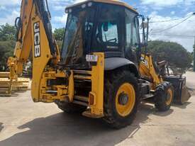 2014 JCB 3CX Backhoe - picture2' - Click to enlarge