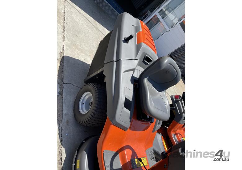 caption TRACPOWER - HUSQVARNA TC 138T WITH CATCHER