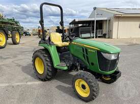 John Deere 3038E - picture0' - Click to enlarge