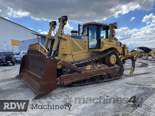 Caterpillar D8T Dozer