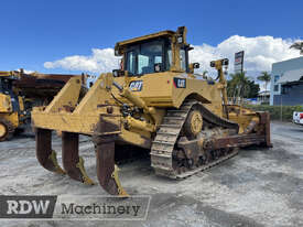 Caterpillar D8T Dozer - picture2' - Click to enlarge