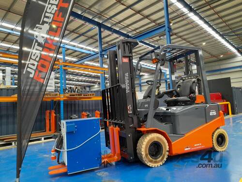 TOYOTA 8FBN25 S/N 18560 2017 MODEL BATTERY ELECTRIC FORKLIFT 4700 MM CONTAINER MAST ** LOCATED IN ST