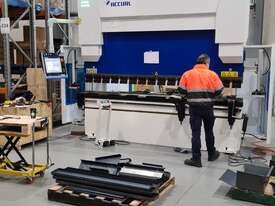 Accurl Genius Plus Hybrid CNC 7 Axis press brake I 135T x 3200mm - IN STOCK! - picture1' - Click to enlarge