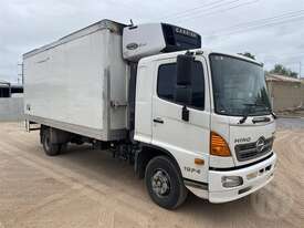 Hino FD1J - picture0' - Click to enlarge