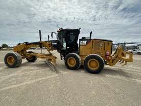 2014 140M CATERPILLAR GRADER - picture0' - Click to enlarge