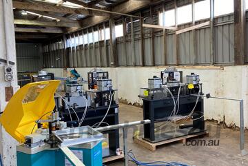 LUNA Aluminium Pneumatic Gamma Corner Crimping Machine - Made in Italy! LUNA Aluminium Pneumatic Gamma Corner Crimping Machine - Made in Italy!