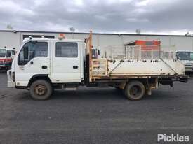 2005 Isuzu NPR 400 Crew Cab Table Top - picture1' - Click to enlarge