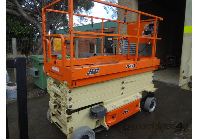caption Used 10/2017 JLG 2646ES Electric Scissor Lift – 454kg Lift Capacity
