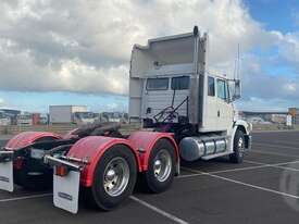 Freightliner FL112 - picture0' - Click to enlarge