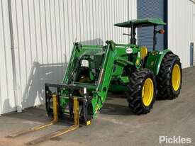 John Deere 5065E - picture0' - Click to enlarge